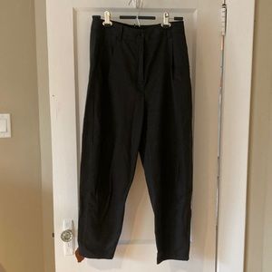 Frank & Oak Amelia Barrel Fit Pant in dark grey